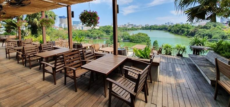 Nhà hàng Cầu Gỗ