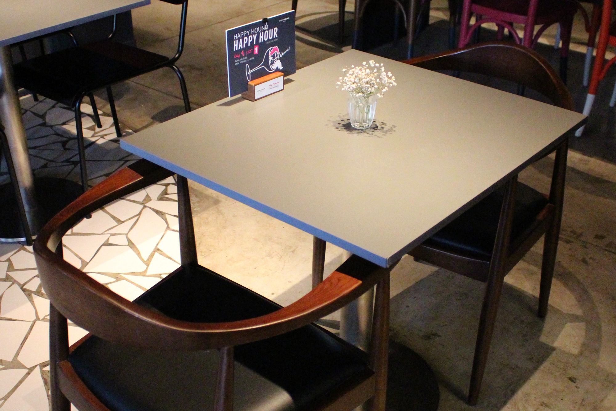 Greyhound Cafe